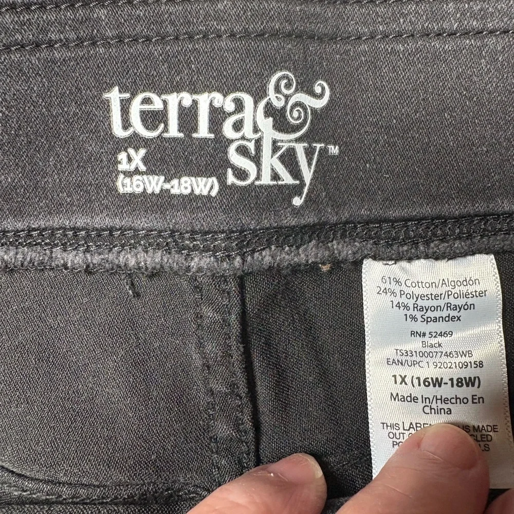(Sold)Terra & Sky Women’s Plus Skinny High Rise Pull-On Size 1X Jeggings - Picture 7 of 15